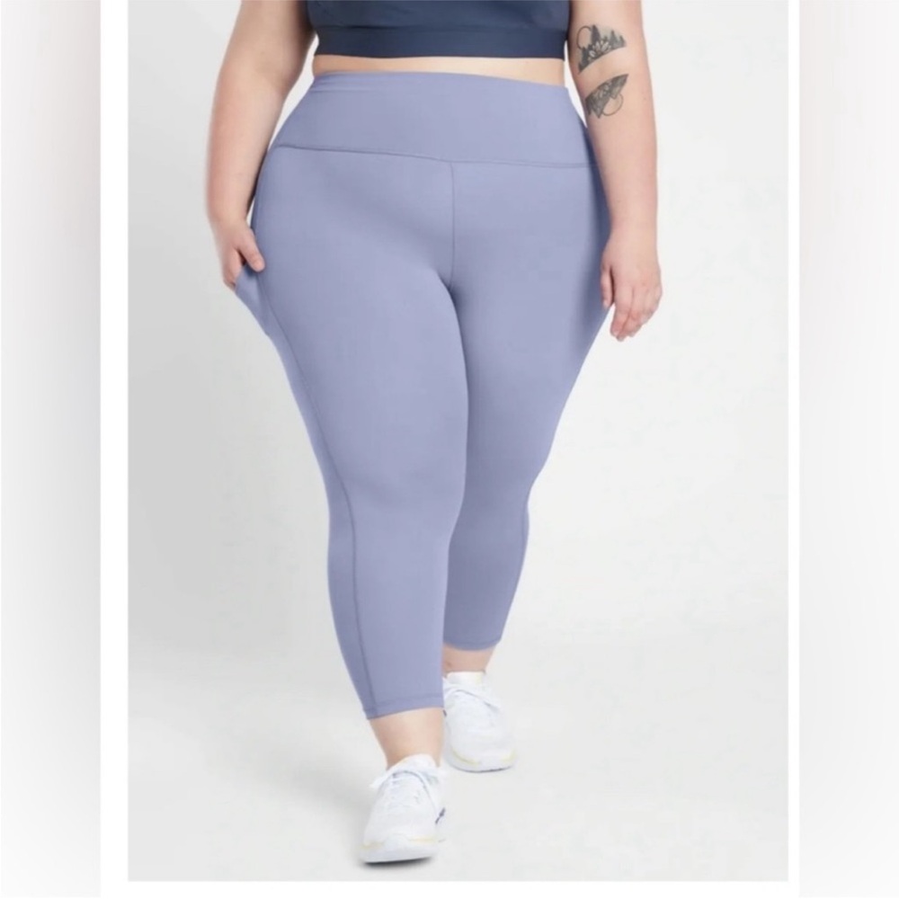 Women’s Athleta Ultimate Stash Pocket Capri Leggings Dusty Dusk Purple Size 2X